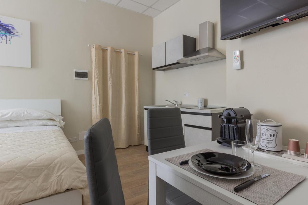 Center Rooms Piacenza Luaran gambar
