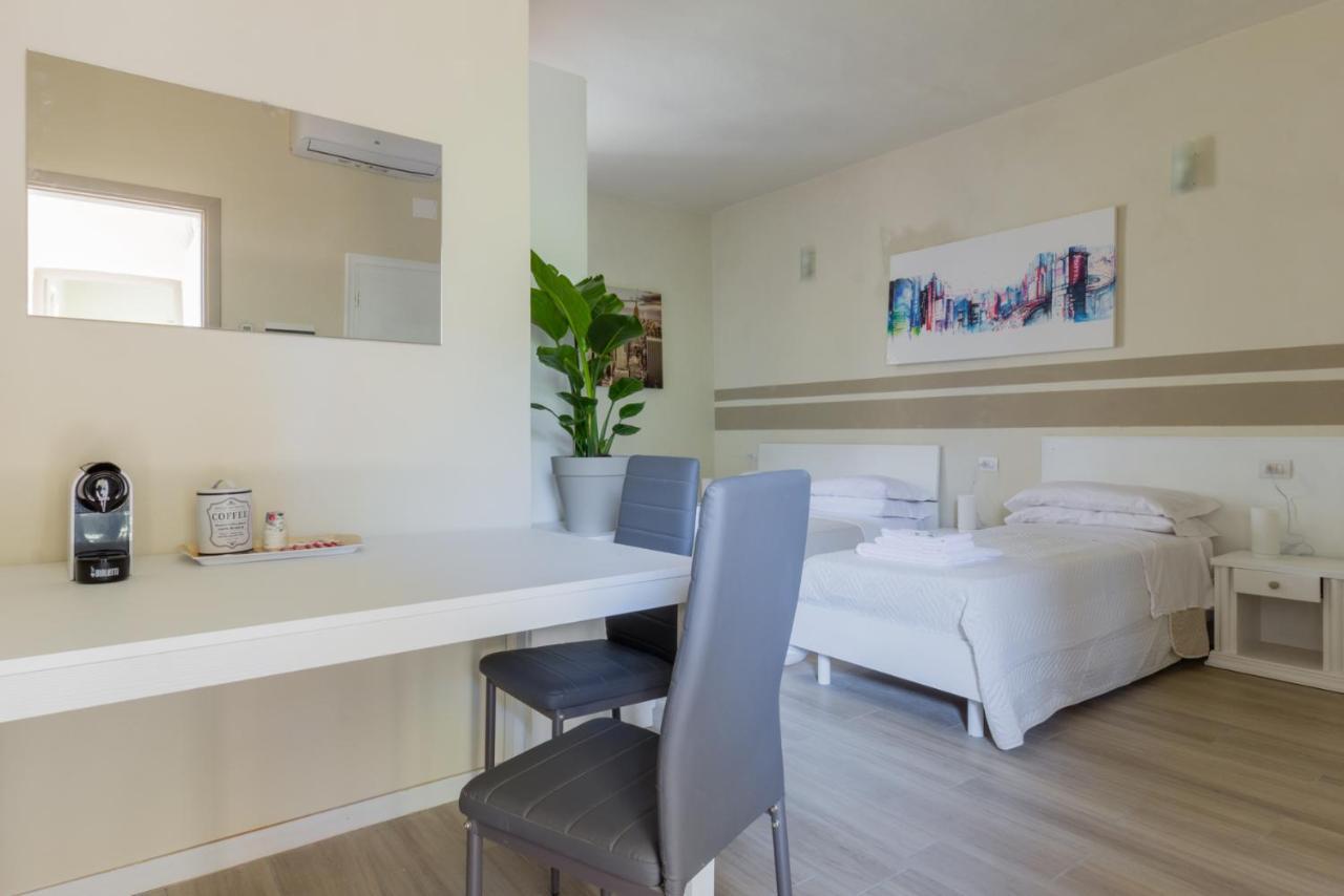 Center Rooms Piacenza Luaran gambar
