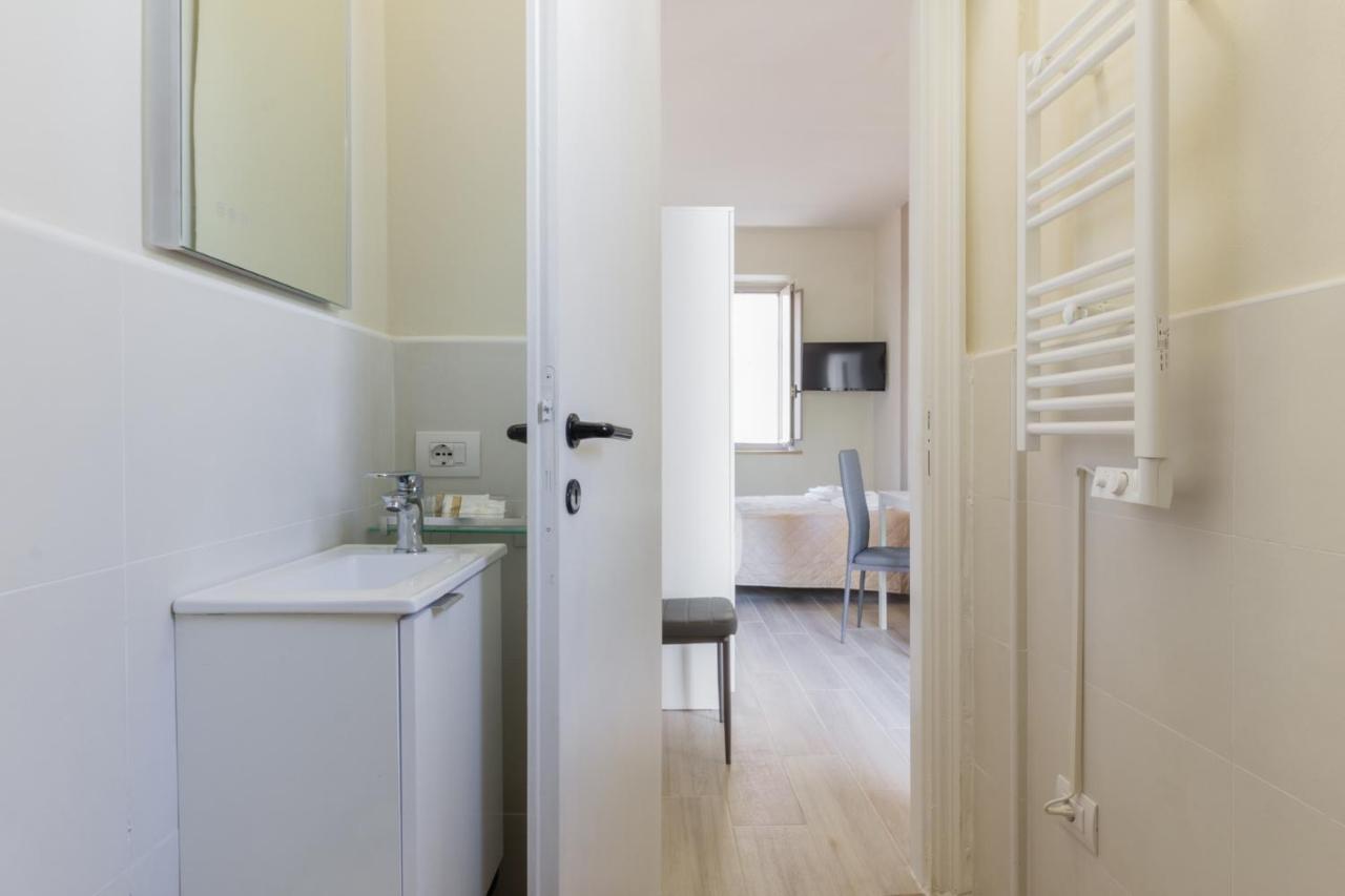 Center Rooms Piacenza Luaran gambar