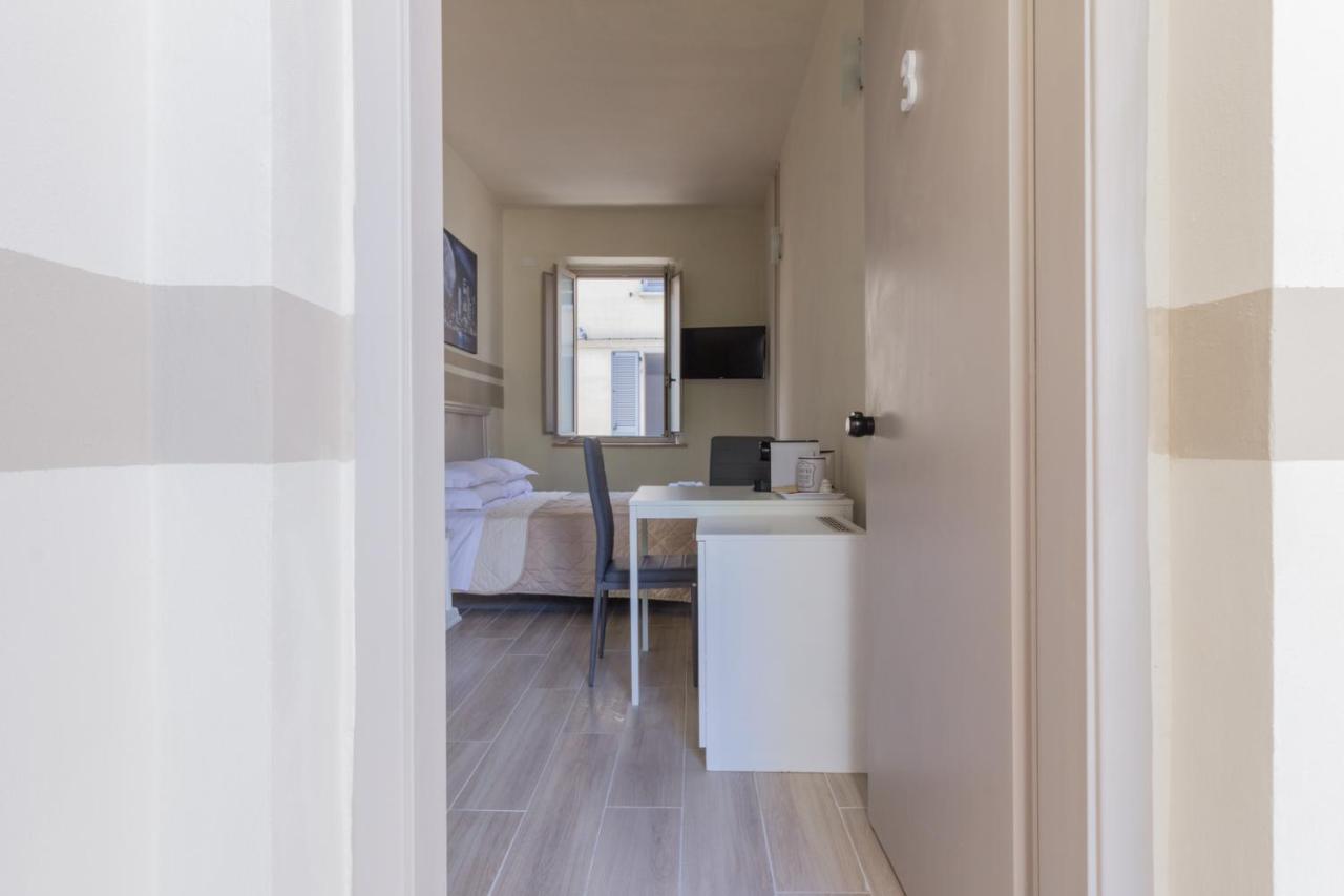 Center Rooms Piacenza Luaran gambar